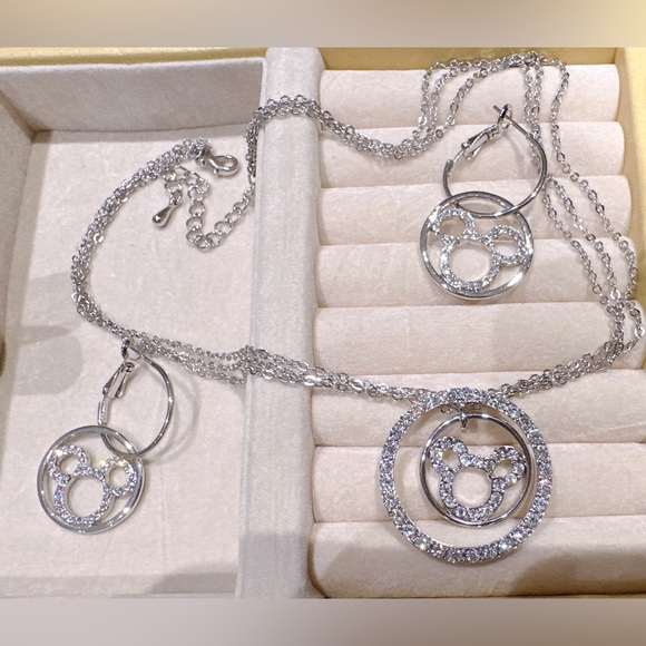 Mickey necklace and earrings set - Picture 6 of 6